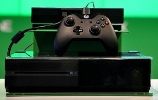 Xbox One console and controller